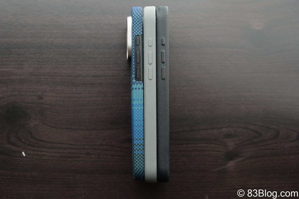 iPhone 16 Pro Maxの純正シリコンケース、MOFTレザーケース、PITAKA Ultra-Slim Case Moonriseを並べて比較した写真。薄さと色味の違いが一目でわかる。